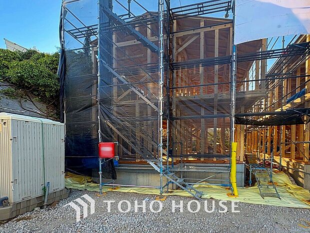 風を感じ青い空から太陽の恵みを感じるロケーション。