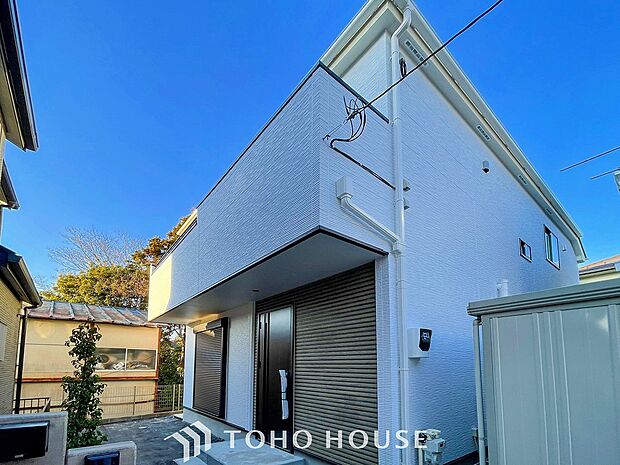 時間のゆとりと空間、爽やかな陽光がもたらす光と風を贅沢なまでに感じる暮らしが始まります。