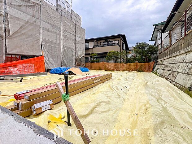 毎日の暮らしの中に癒しを与えてくれるお庭スペース。