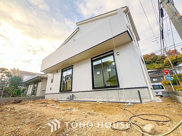 閑静な住宅地で小さなお子様がいるご家族にも安心な住環境が魅力です。