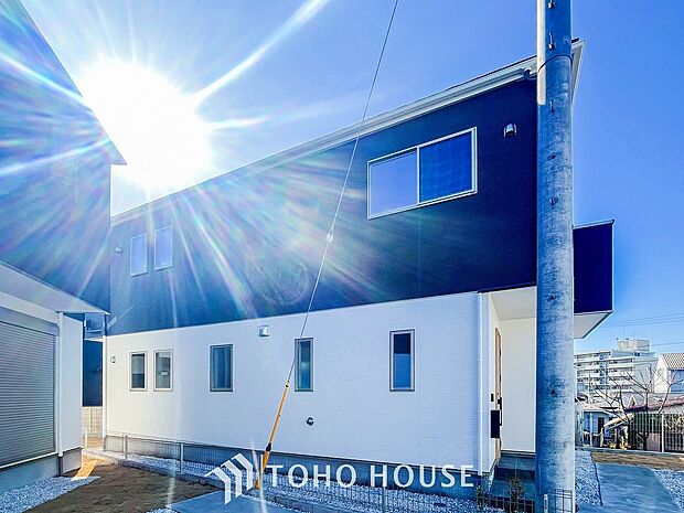 時間のゆとりと空間、爽やかな陽光がもたらす光と風を贅沢なまでに感じる暮らしが始まります。