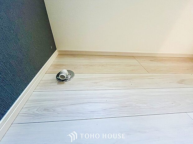 洗濯機を配置しても十分なスペースを確保しております。