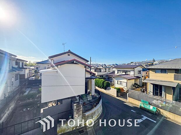 開放的で気持ちの良い眺望と青い空を満喫できます。