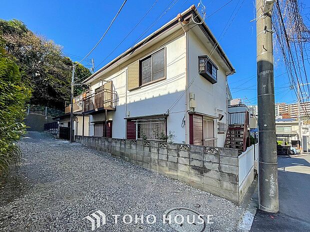 教育施設が徒歩10分以内。お子様がいるご家族にも安心な住環境も魅力です。