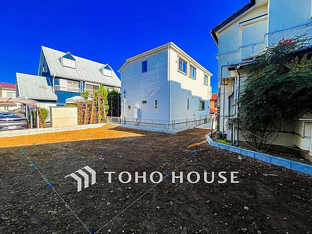 時間のゆとりと空間、爽やかな陽光がもたらす光と風を贅沢なまでに感じる暮らしが始まります。