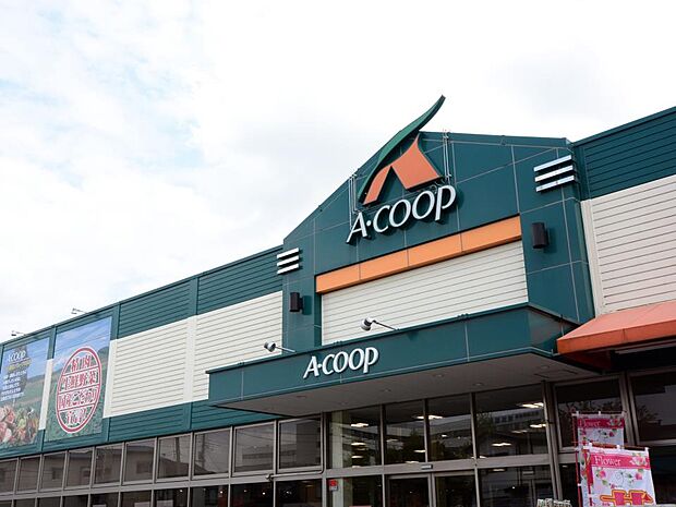 国産農畜産物にこだわるスーパー。国産と聞くと安心しますよね。Tポイントが利用できるようになりました。