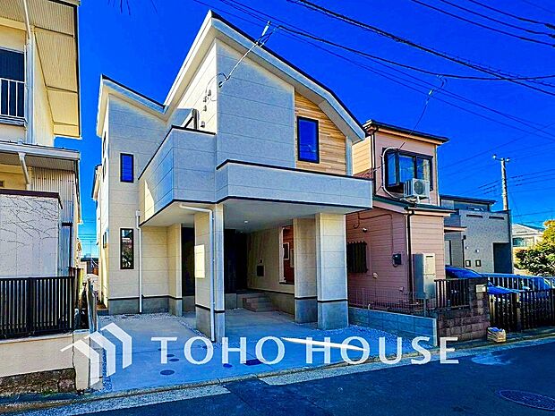 時間のゆとりと空間、爽やかな陽光がもたらす光と風を贅沢なまでに感じる暮らしが始まります。