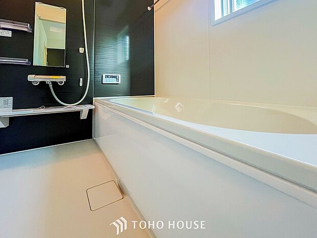 一日の疲れが癒される優雅なバスタイムを堪能できるゆとりあるバスルームです。