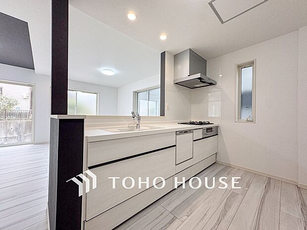 家族の健康を支えるキッチン。毎日使う場所だから気持よく使えて、居心地の良い空間に。