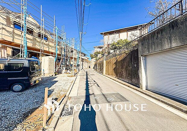 落ち着きのある閑静な住宅街。きっとここからご家族のかけがえのない想い出が作られることでしょう。