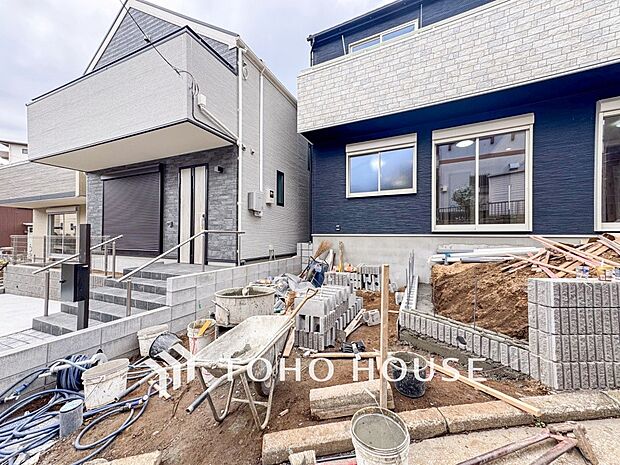 敷地内に駐車スペースがあると、日々の暮らしをスムーズに運ぶ事が出来ます。