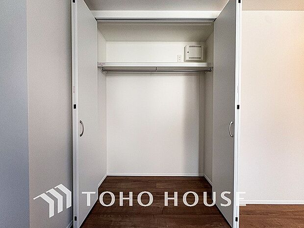 全居室収納スペース付で広々住空間。