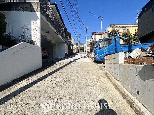 毎日のお散歩も快適な、緑に恵まれた閑静な住宅地。