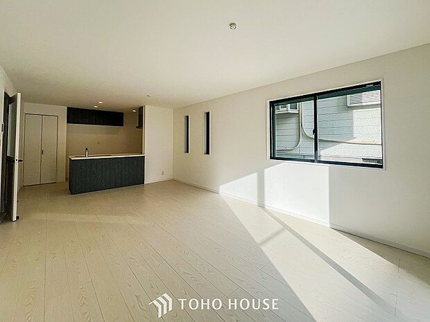 ご家族やお客様との時間など、多くの時を刻む空間。何気なく過ぎる時でさえも上質なひと時となる快適な空間を目指して。