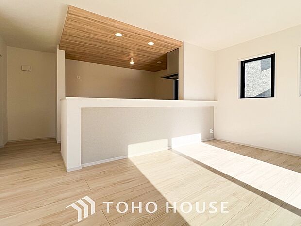 空気感という居心地の良いBGMは、暮らしのステージを彩り、心のやすらぎと満足感を与えてくれます。