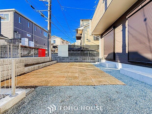 表現された空間は豊かな光と風を纏い、暮らしの時間を豊かにしてくれます。