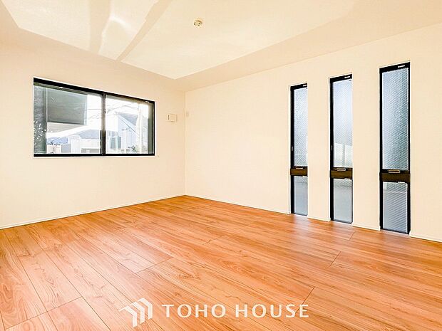 採光もアクセントの一つとして。プライベートルームにはやさしい光が射し込んでいます。