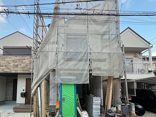 表現された空間は豊かな光と風を纏い、暮らしの時間を豊かにしてくれます。