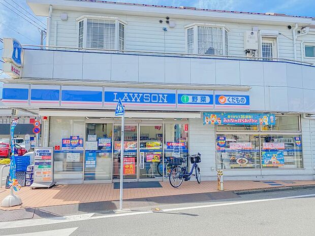 24時間営業ですので急なお買い物に便利ですね。