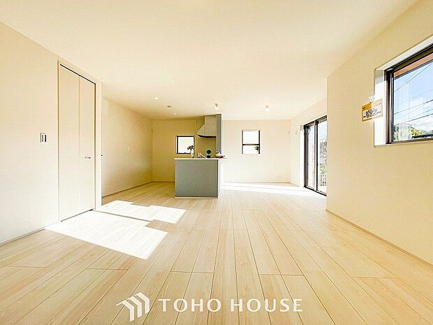 空気感という居心地の良いＢＧＭは、暮らしのステージを彩り、心のやすらぎと満足感を与えてくれます。