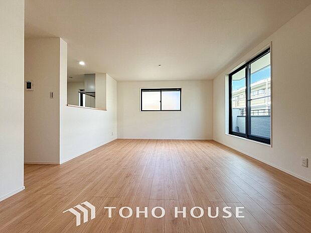 ここにはみんなが集い、食事と楽しい会話が始まるスペース。