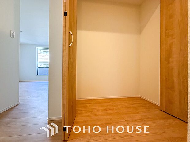 空間を余すところなく有効利用した収納は生活空間をより上質なものにしてくれるでしょう。