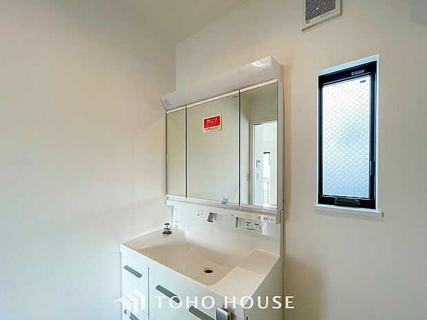 洗面台・洗面所ご家族の1日が始まり、1日の終わりを締めくくる洗面空間。