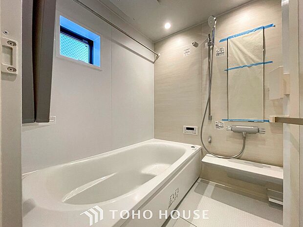 一日の疲れが癒される優雅なバスタイムを堪能できるゆとりあるバスルームです。