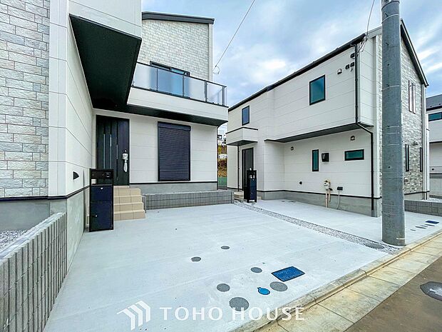 カースペースもゆとりある空間を保っています。