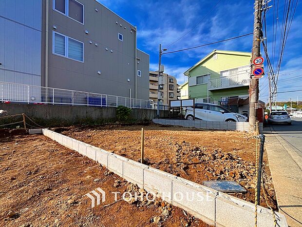 陽光と環境に恵まれた邸宅は、月日が経っても色褪せる事なく「オンリーワン」に輝き続けます。