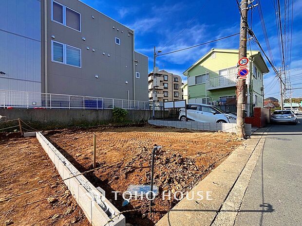 四季折々の自然を満喫できる寛ぎの時。街並み全体雰囲気はきっとご満足いただけるはず。