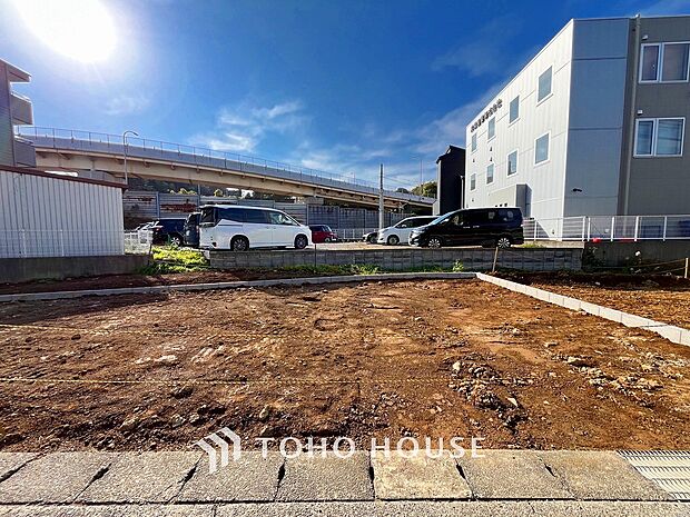 風を感じ青い空から太陽の恵みを感じるロケーションです。