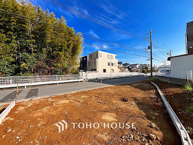 表現された空間は豊かな光と風を纏い、暮らしの時間を豊かにしてくれます。