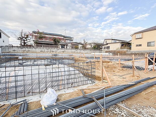 緑豊かな閑静な住宅地は子育て家族にもぴったりの環境です。
