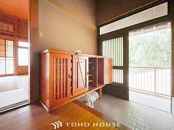 居住者の帰り、訪れる方を優しく迎えてくれる玄関です。