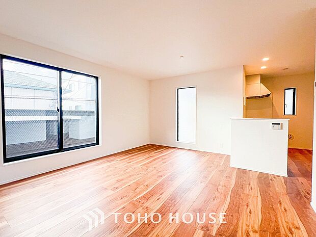 美味しいお料理も楽しいお喋りもキッチンを中心に広がります。