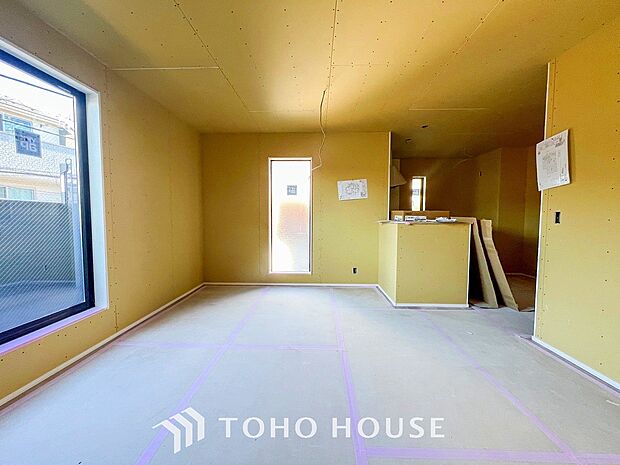 ここにはみんなが集い、食事と楽しい会話が始まるスペース。