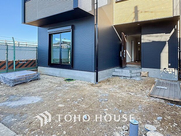 カースペースもゆとりある空間を保っています。