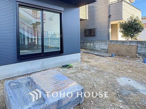 毎日の暮らしの中に癒しを与えてくれるお庭スペース。