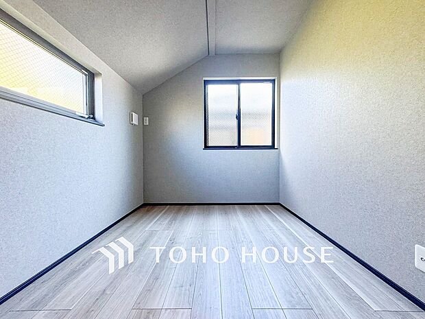 通風・採光にも優れ、心地よい光と風があふれています。