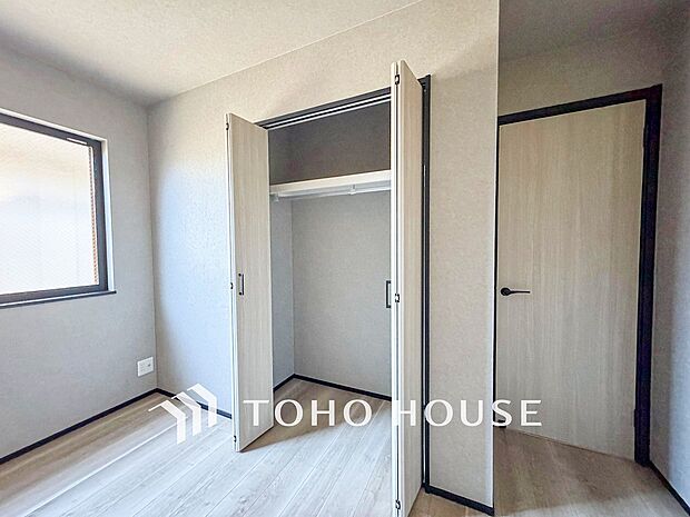 開放的で気持ちの良い眺望と青い空を満喫できます。