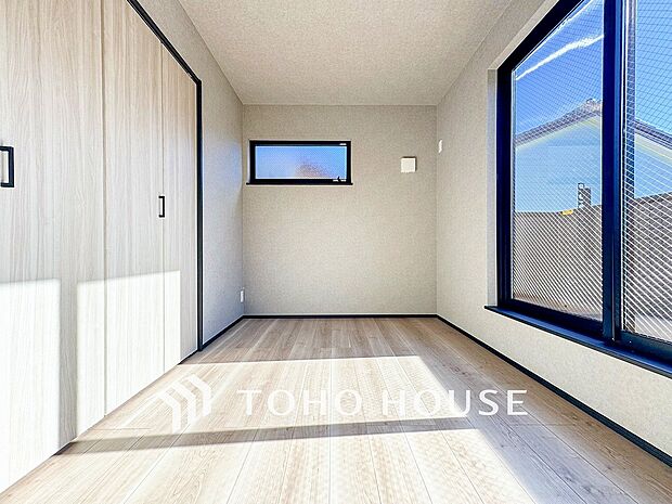 環境の良い場所にセンス良く暮らしたい、こだわりの室内には至福のシーンが繰り広げられます。