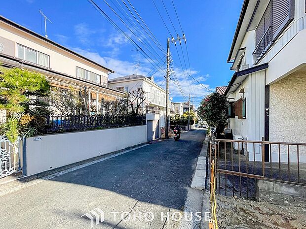 開放的で気持ちの良い眺望と青い空を満喫できます。