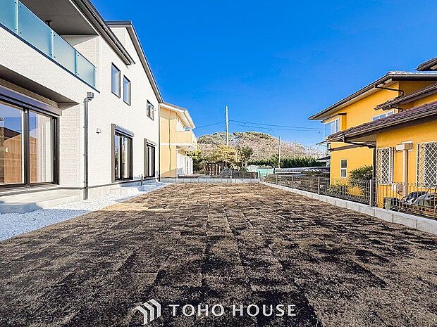 表現された空間は豊かな光と風を纏い、暮らしの時間を豊かにしてくれます。