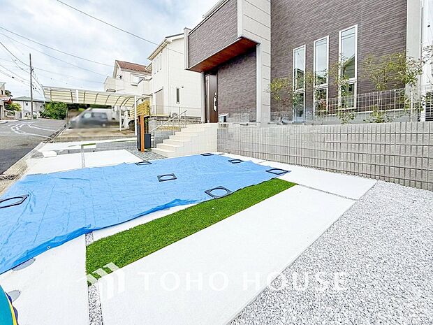 敷地内に駐車スペースがあると、日々の暮らしのをスムーズに運ぶ事が出来ます。
