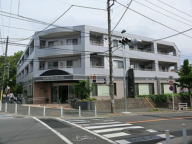 最新の設備と知識、脳神経外科医としての臨床経験を活かし、地域の皆様の健康をサポートしています。