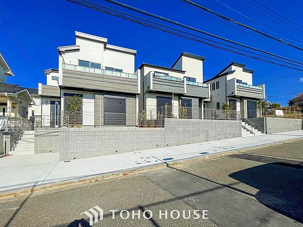 時間のゆとりと空間、爽やかな陽光がもたらす光と風を贅沢なまでに感じる暮らしが始まります。