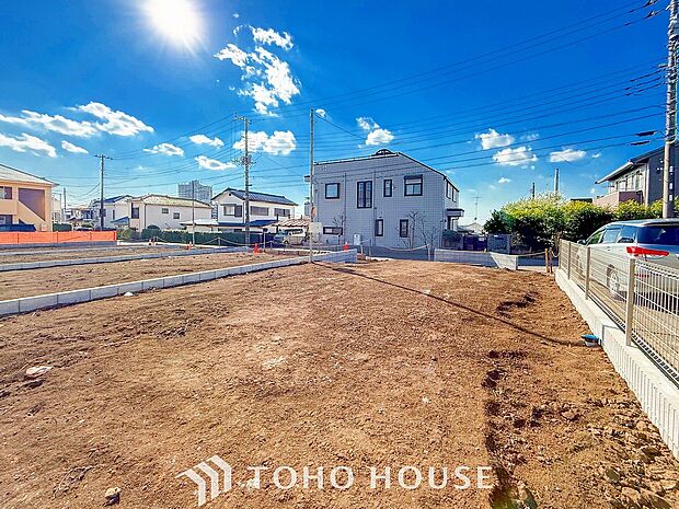 表現された空間は豊かな光と風を纏い、暮らしの時間を豊かにしてくれます。