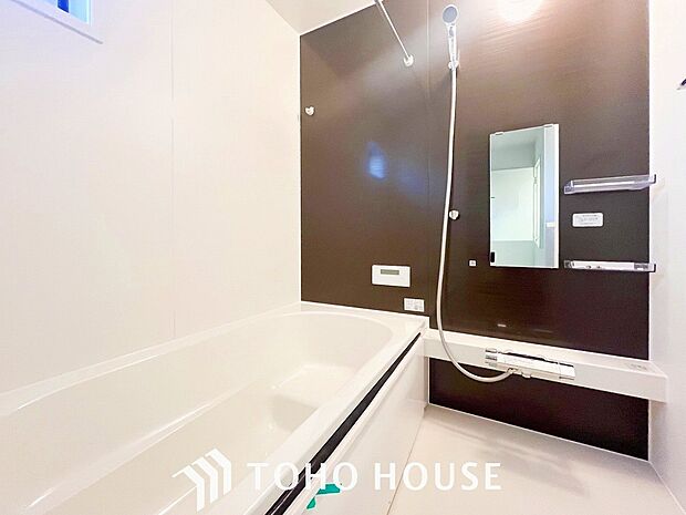 一日の疲れが癒される優雅なバスタイムを堪能できるゆとりあるバスルームです。