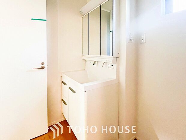 洗面台・洗面所ご家族の1日が始まり、1日の終わりを締めくくる洗面空間。